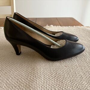 NWT Life Stride Comfort Faux Leather Black Heels 2 1/2”